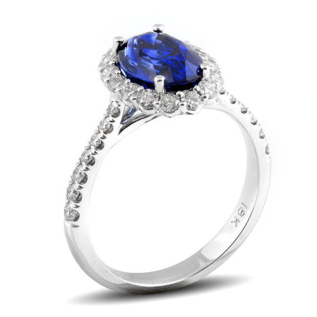Natural Blue Sapphire 2.69 carats set in 18K White Gold Ring with 0.60 carats Diamonds / GIA Report