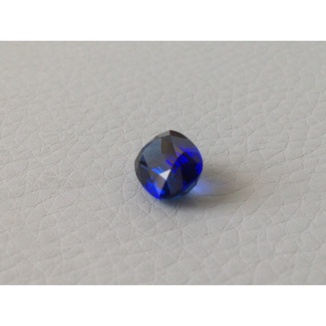 Natural Heated Blue Sapphire 2.74 carats with GIA Report 