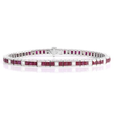 Natural Rubies 5.75 carats set in 18K White Gold Bracelet with 0.50 carats Diamonds