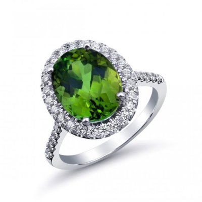 Natural Green Tourmaline 4.53 carats set in 14K White Gold Ring with 0.39 carats Diamonds 